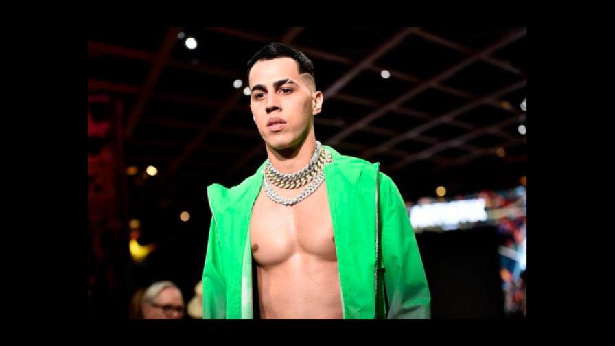 Artista urbano puertorriqueño Brytiago lanza “Deluxe”, disco de solo 6 temas Artista urbano puertorriqueño Brytiago lanza “Deluxe”, disco de solo 6 temas