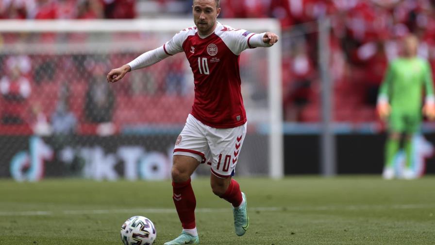 Doctor: Eriksen sufrió paro cardiaco y tuvo que ser revivido Doctor: Eriksen sufrió paro cardiaco y tuvo que ser revivido