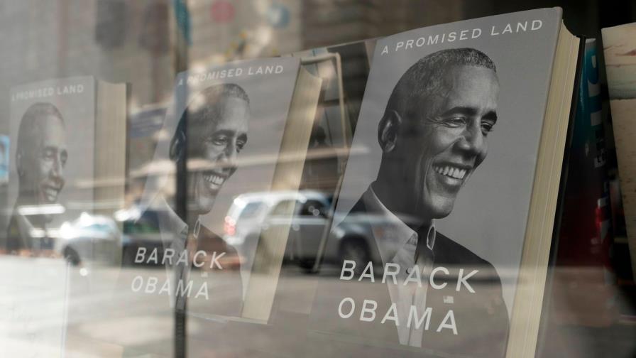 Las nuevas memorias de Obama venden casi 900 mil copias en 24 horas Las nuevas memorias de Obama venden casi 900 mil copias en 24 horas