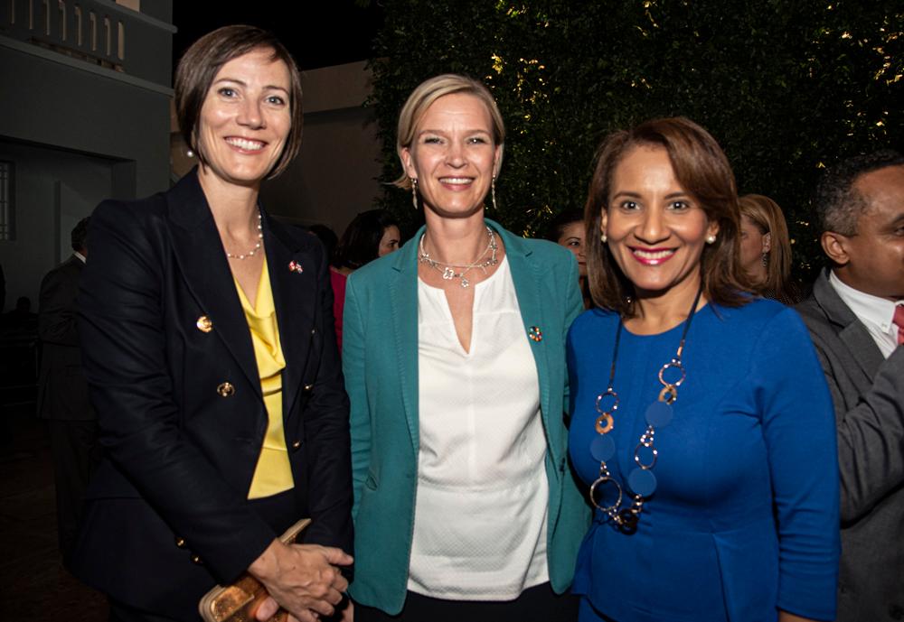 Shauna Hemingway, Inca Mattila y Zoraima Cuello.