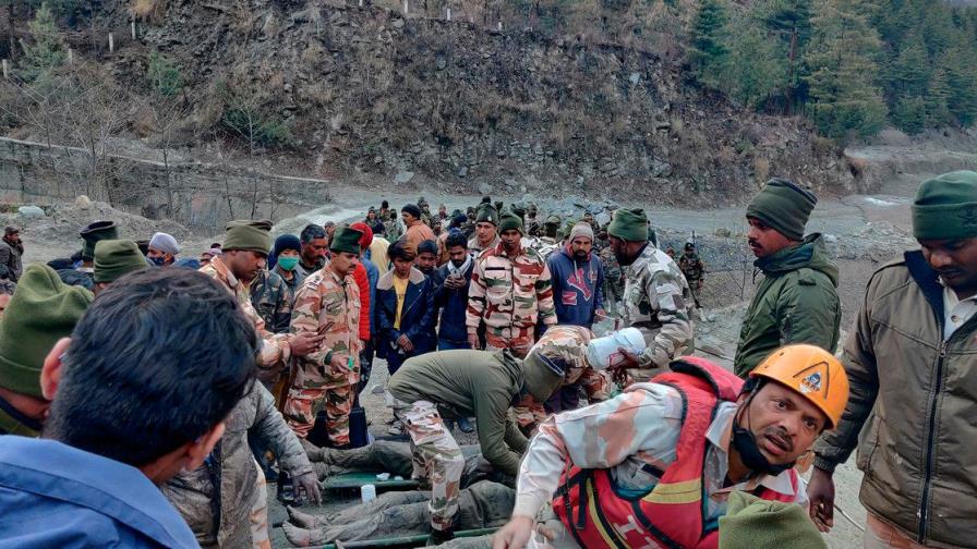 Desesperanza por la falta de avances en el rescate tras la avalancha en India
