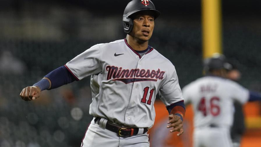 Con 3 jonrones, Mellizos vencen a Tigres en noche lluviosa