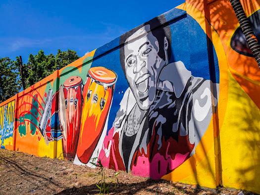 En homenaje al “Caballo Mayor” Johnny Ventura.