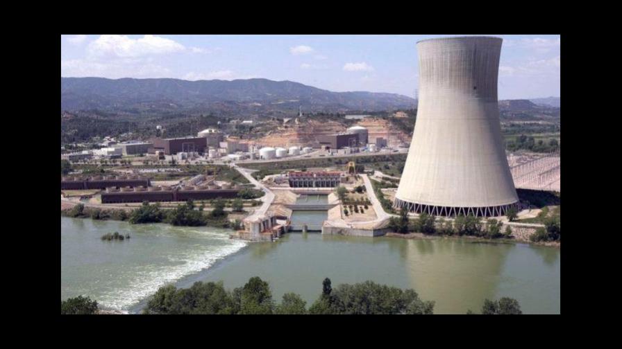 Un muerto y tres heridos en la central nuclear de Ascó por una fuga de CO2