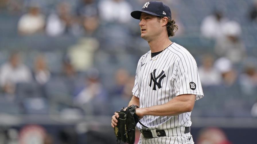 Pitchers serían suspendidos 10 juegos por alterar pelotas Pitchers serían suspendidos 10 juegos por alterar pelotas