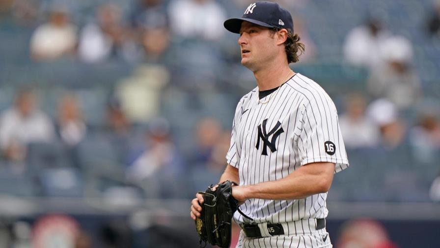 Pitchers serían suspendidos 10 juegos por alterar pelotas Pitchers serían suspendidos 10 juegos por alterar pelotas