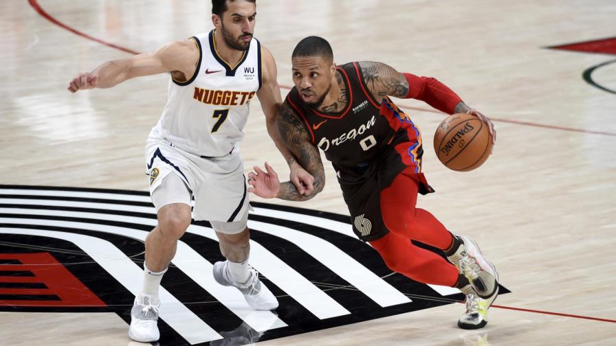 Blazers ganan a Nuggets 132-116, son sextos para playoffs