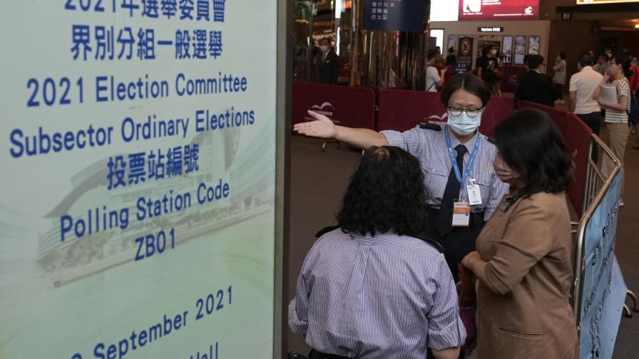 Hong Kong: Votantes eligen a electores con leyes proBeijing