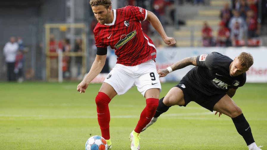 Friburgo gana su último partido en el estadio Dreisamstadion