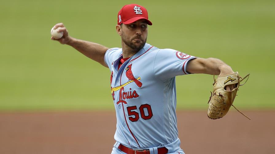 Wainwright lanza joya de tres hits; Cardenales vencen a Bravos Wainwright lanza joya de tres hits; Cardenales vencen a Bravos