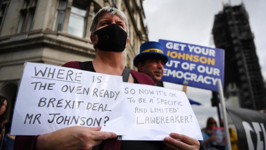 Londres traslada a la UE que no retirará la polémica ley sobre el Brexit