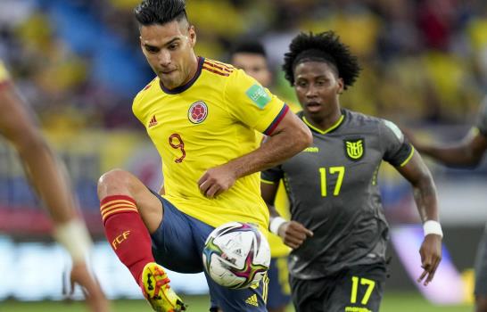 A puro VAR, Colombia y Ecuador empatan 0-0