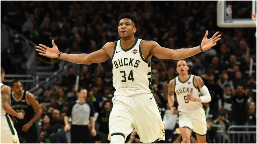 Para Budenholzer su jugador Antetokounmpo merece el MVP