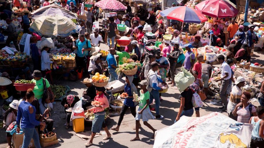 Sistema sanitario haitiano corre riesgo de colapsar por aumento de COVID-19