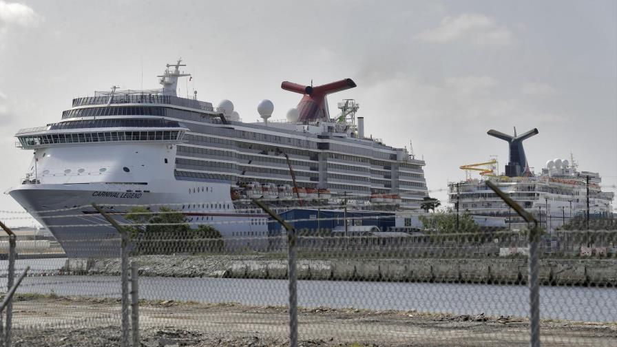 Cruceros Carnival reanudarán rutas tras crisis por coronavirus