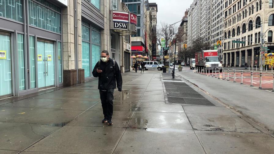 Nueva York ordena que todos los trabajadores no esenciales se queden en casa Nueva York ordena que todos los trabajadores no esenciales se queden en casa