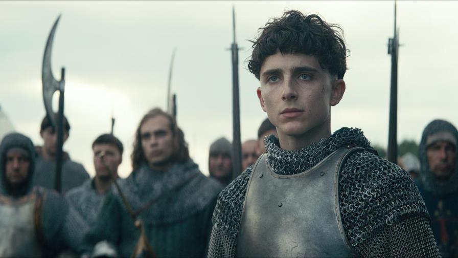 Timothée Chalamet crece con “The King”