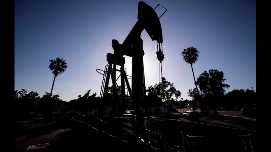 El petróleo de Texas abre con un descenso del 1,52 %, hasta 63,93 dólares El petróleo de Texas abre con un descenso del 1,52 %, hasta 63,93 dólares