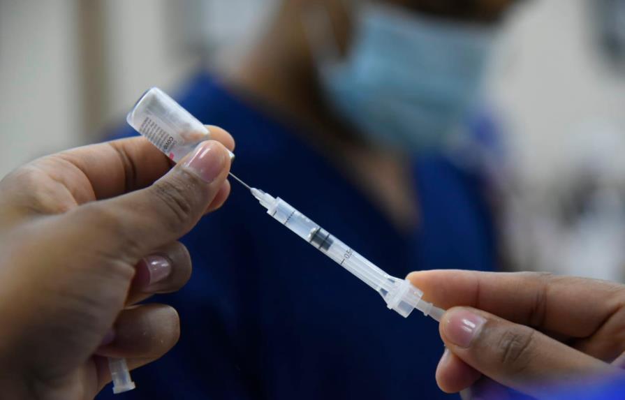 Un estudio piloto dominicano sitúa en 92.5 % la eficacia de la vacuna Sinovac