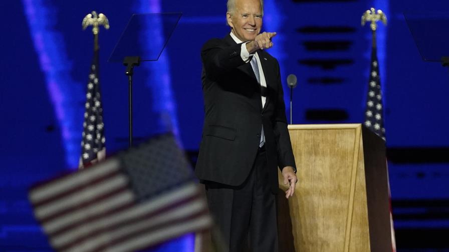 LO ÚLTIMO: Biden nombrará expertos para respuesta a COVID-19
