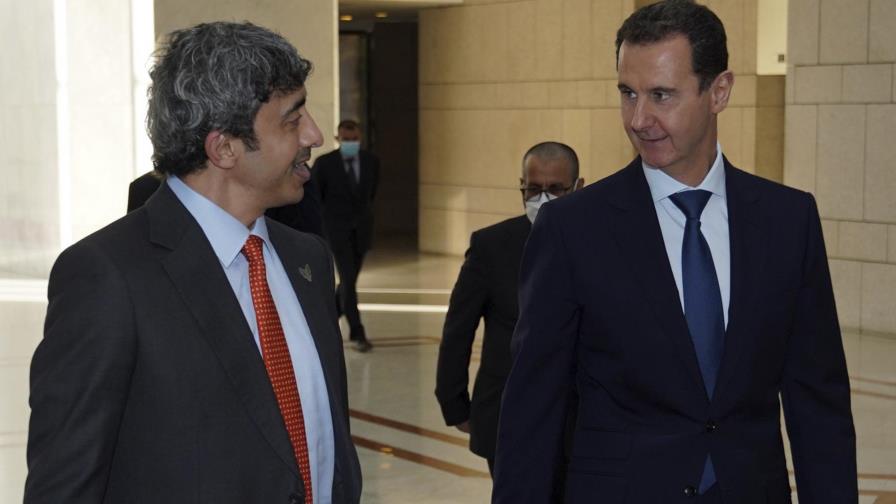 Árabes empiezan a levantar aislamiento de Assad