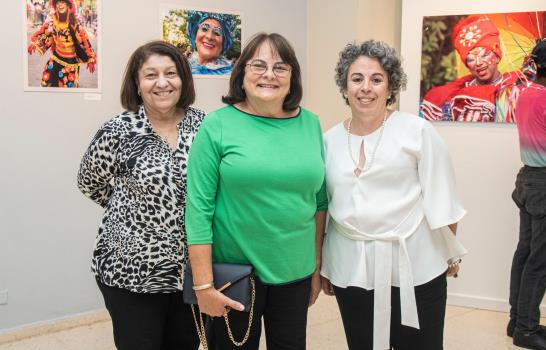 Inauguran exposición fotográfica sobre el Carnaval Dominicano Inauguran exposición fotográfica sobre el Carnaval Dominicano