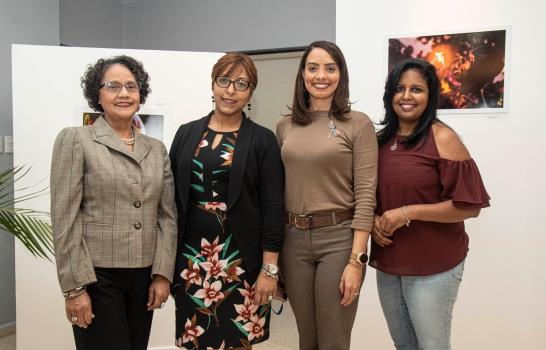 Inauguran exposición fotográfica sobre el Carnaval Dominicano Inauguran exposición fotográfica sobre el Carnaval Dominicano