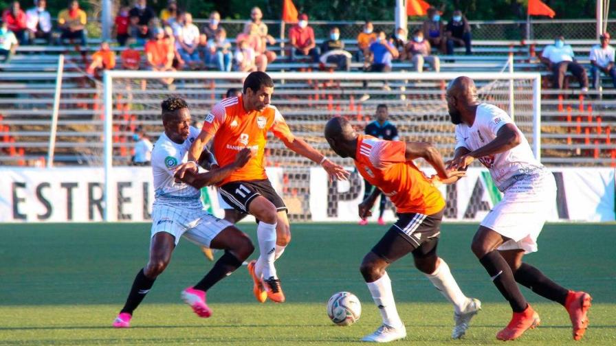 Cibao y O&M, solos en la cima de la LDF