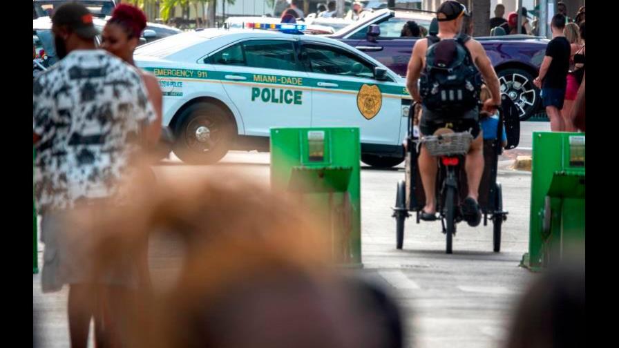 Turistas robadas en hotel de Miami atrapan a ladrona con ayuda de tecnología