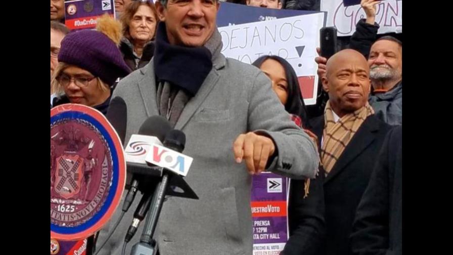 Proyecto para dar voto a los residentes en Nueva York supera último trámite