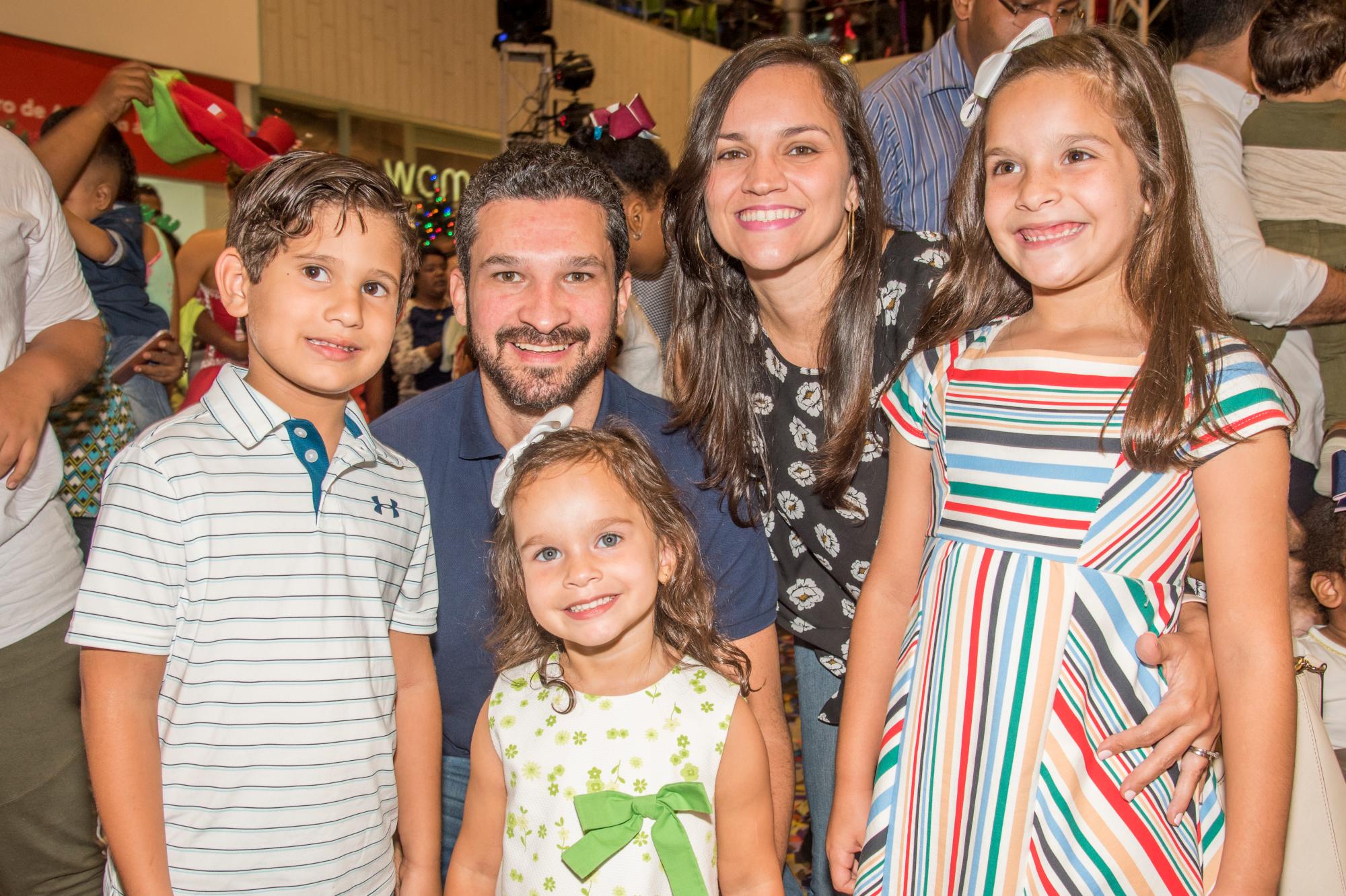 Rodrigo Jiménez, Eric Groba, Marcela Groba, Gabriela Calderón, Lorena Groba.