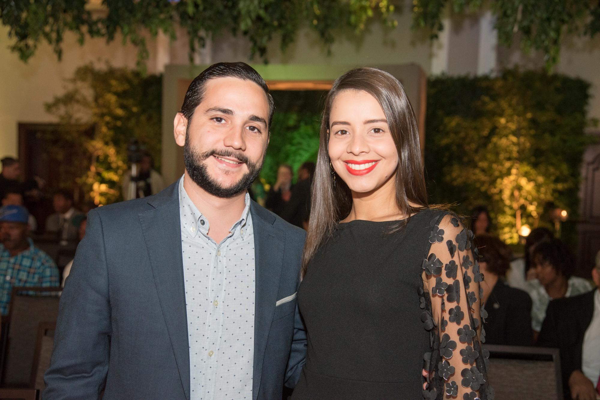 Alberto Carvajal y Yazmin Gratereaux.