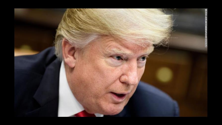 Trump responsabiliza a los demócratas del cierre y les insta a negociar