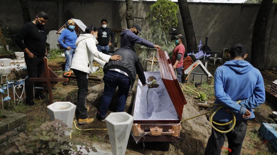 Comercios mexicanos batallan durante pandemia con poca ayuda Comercios mexicanos batallan durante pandemia con poca ayuda