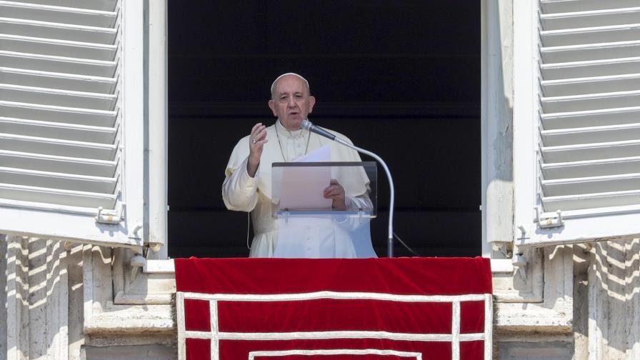 El papa se solidariza con los refugiados de Grecia