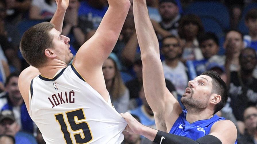 Murray y Jokic lucen; Nuggets derrotan a Magic