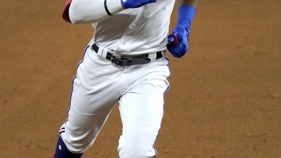 Rangers anotan  en la 7ma y doblegan a Astros