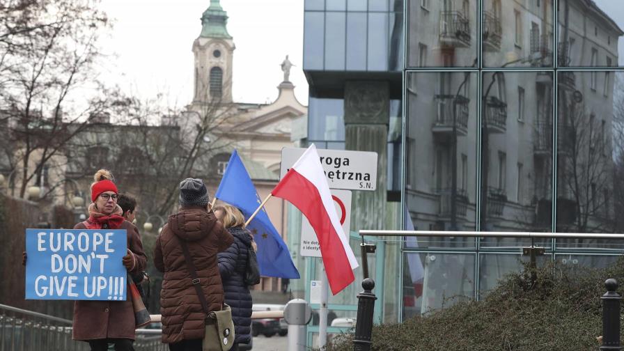 Inmigración y democracia causan fricciones en Unión Europea