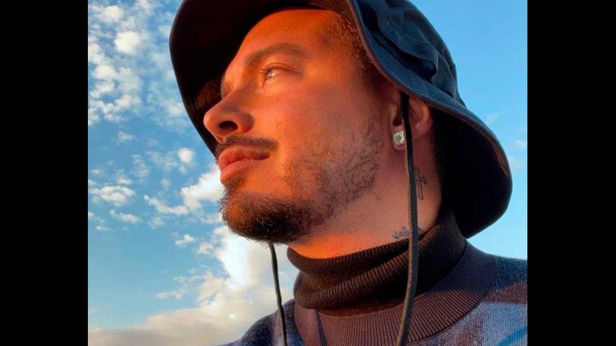 ¡Todos reaccionaron al nuevo look de J Balvin! Hasta Nicky Jam y Maluma ¡Todos reaccionaron al nuevo look de J Balvin! Hasta Nicky Jam y Maluma