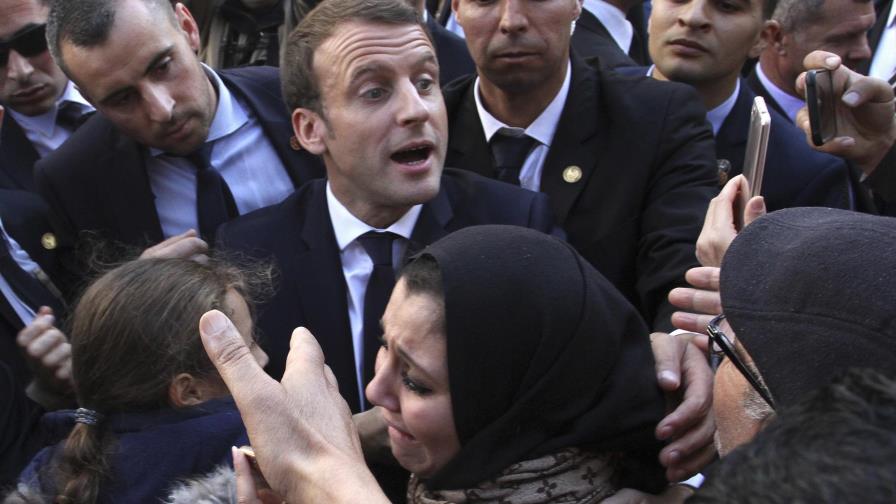 Argelia prohíbe paso de aviones franceses a su espacio aéreo