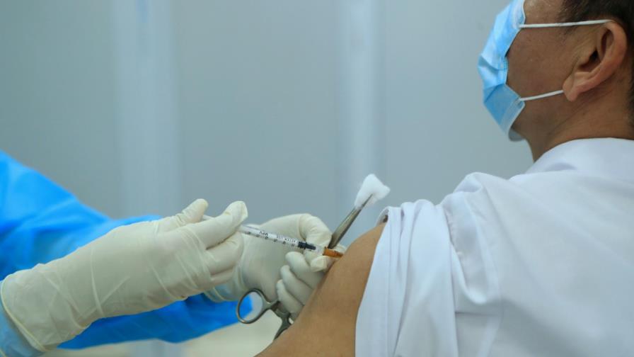 Vietnam lanza campaña de vacunación contra el virus