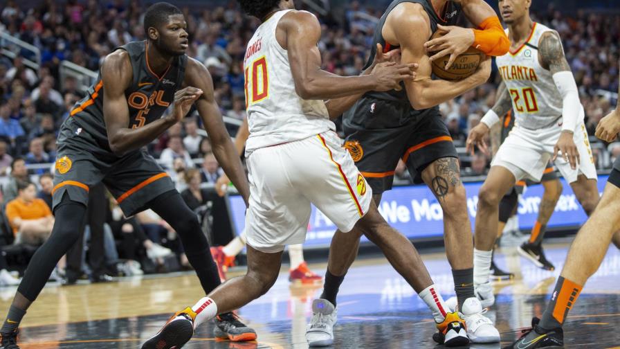 Gordon y Vucevic llevan a Magic a triunfo ante Hawks Gordon y Vucevic llevan a Magic a triunfo ante Hawks