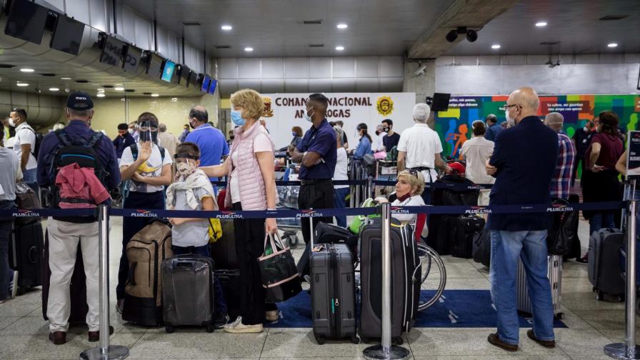 Venezuela permite vuelos a República Dominicana y otros tres países 