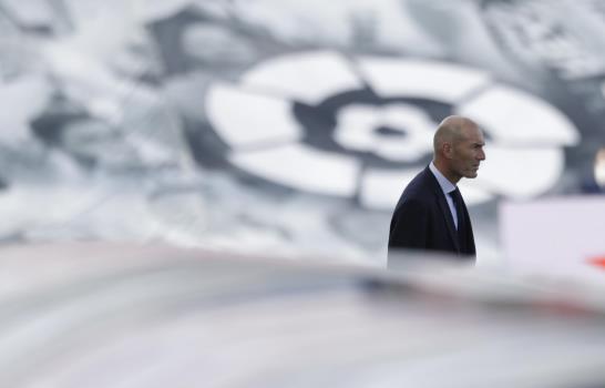 Real Madrid vence 3-1 a Eibar, Marcelo se arrodilla tras gol
