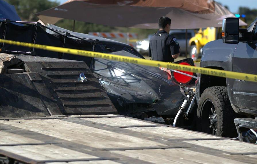 Un carro se estrella contra el público matando dos niños en carrera de Texas 