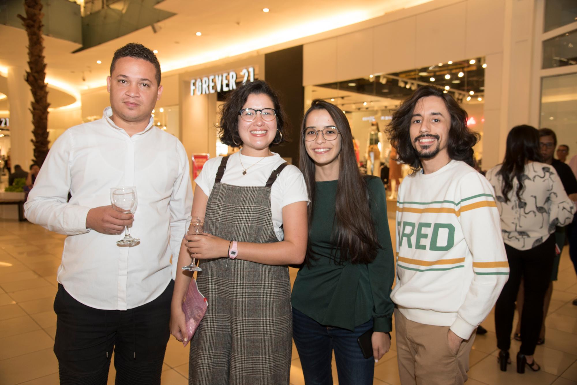  Samuel Peña, Lía Sang, Mayra Acosta y Sebastián Genao.