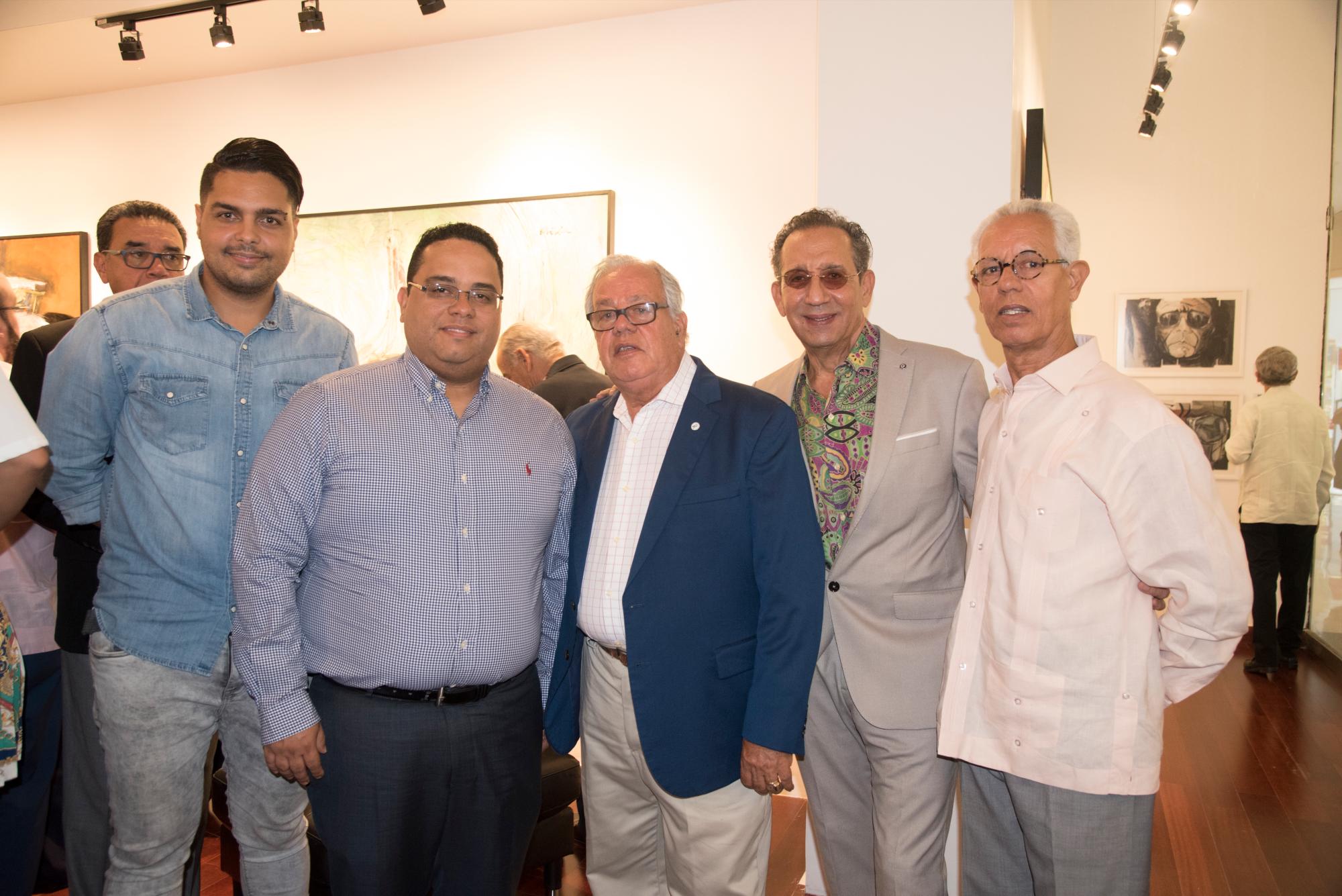 Loan Charpentier, Manuel Oviedo, Rafael Oviedo, Pedro Oviedo y Ramón Oviedo hijo.