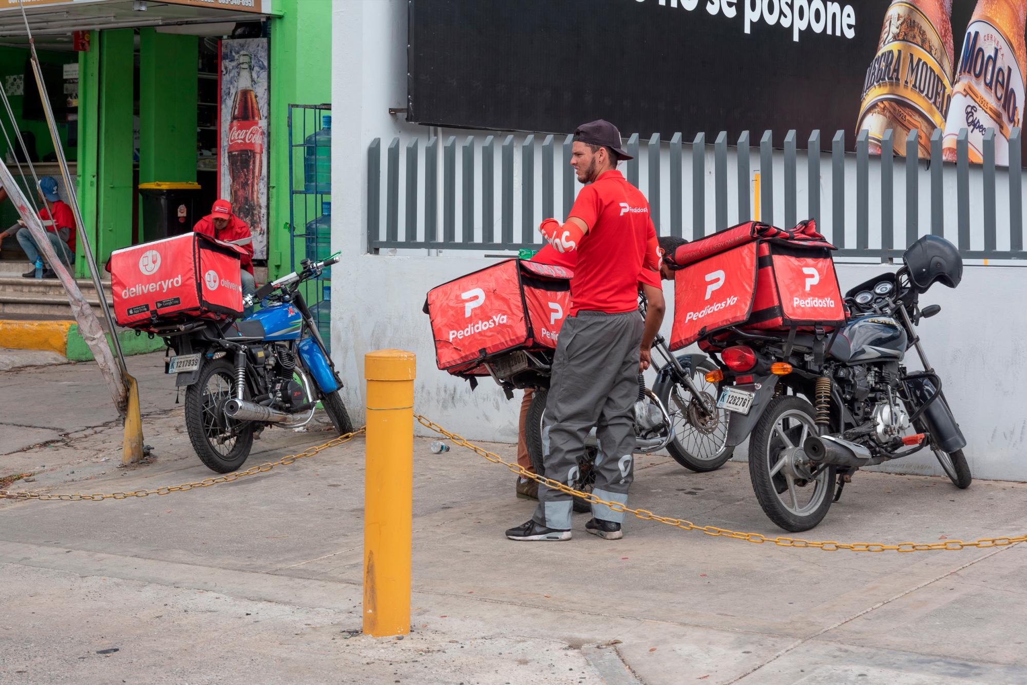 Los mayores pedidos en estos día han sido de alimentos.