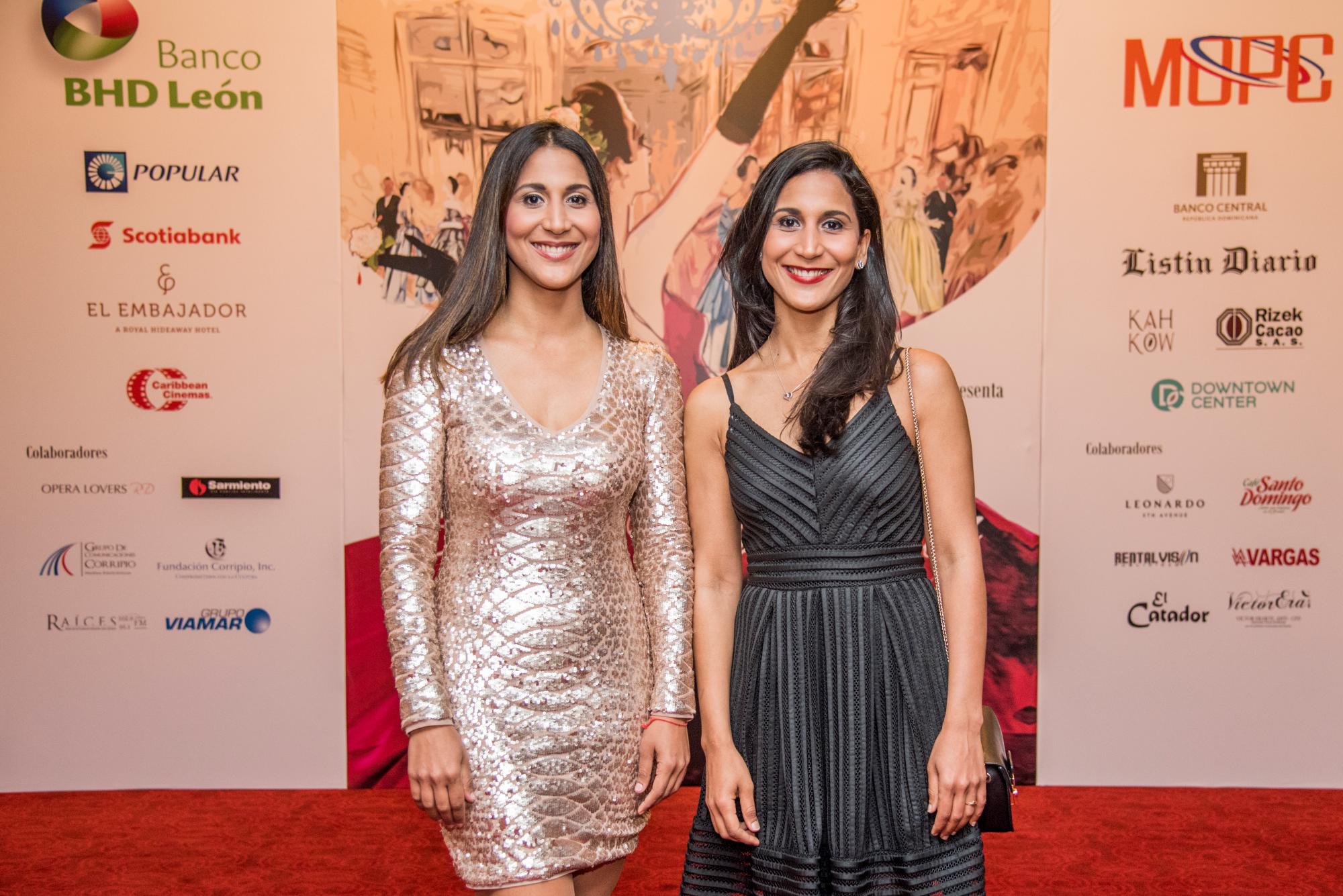 Nathalie y Evelyn Peña Comas.