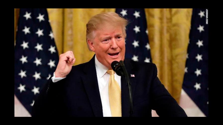 Demócratas denuncian que Trump ha provocado retrasos en acceso a ciudadanía